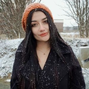 Meet your Posher, Melissa